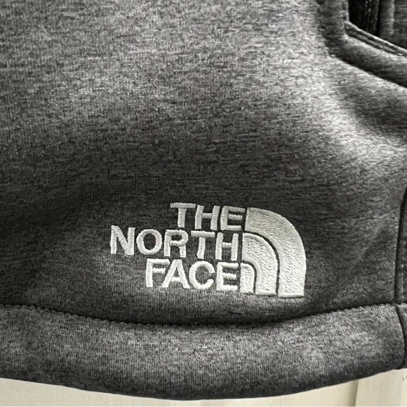 The North Face Ridgeline Soft Shell Vest, XXL deep grey full zip - Picture 5 of 9